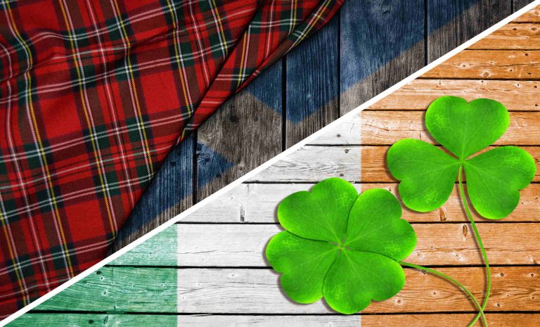Geteiltes Bild Schottland / Irland - Symbolbild für Whisky oder Whiskey?